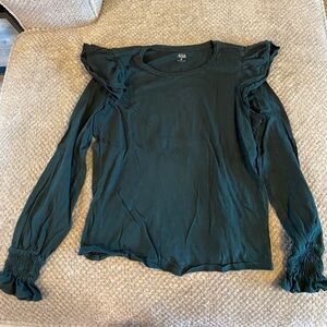 Women’s long sleeve